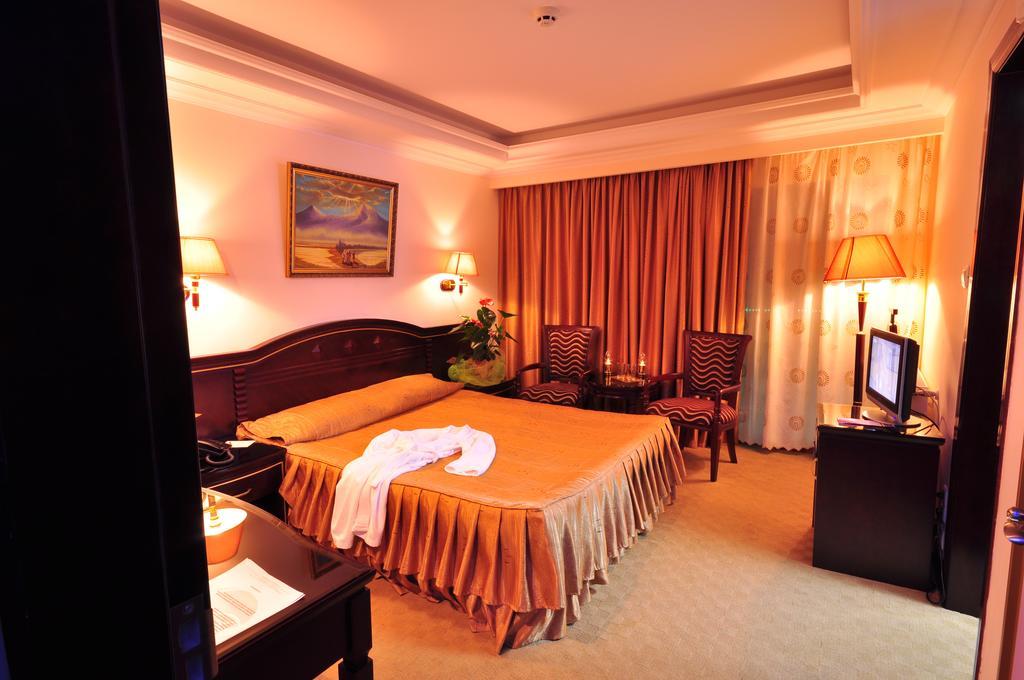 Hotel Arca Lui Noe Sinaia Room photo