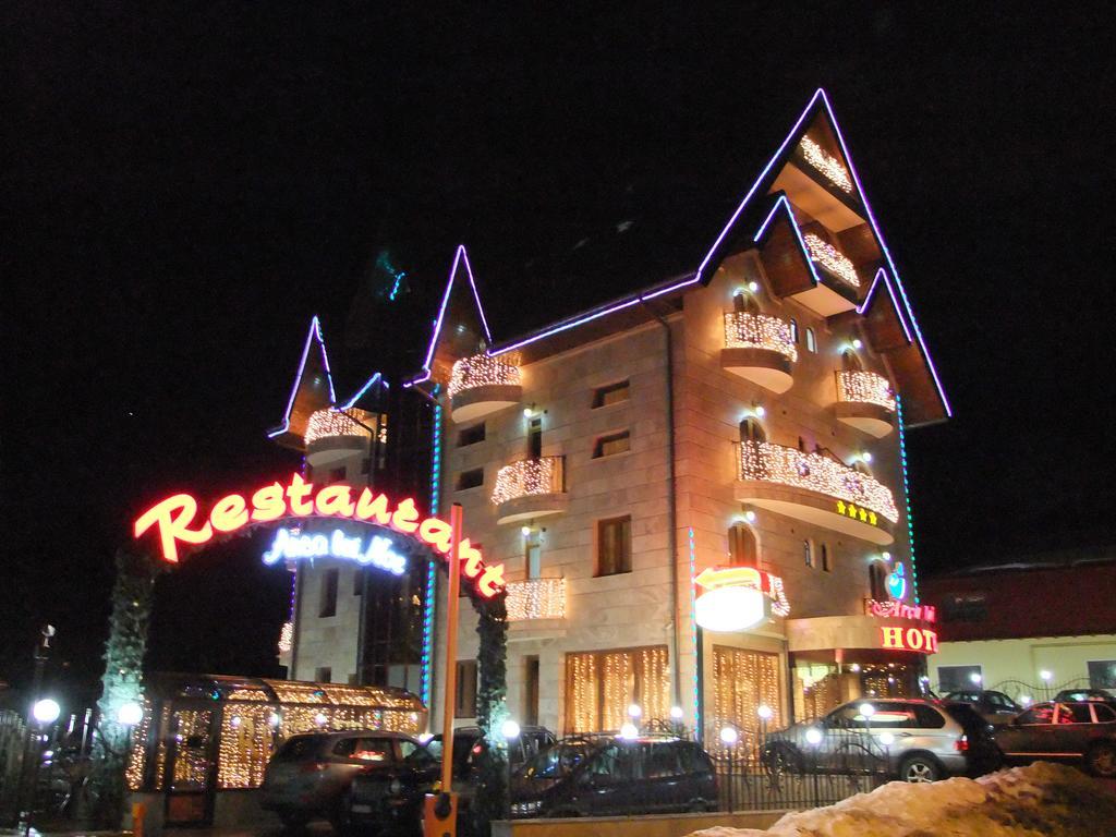 Hotel Arca Lui Noe Sinaia Exterior photo